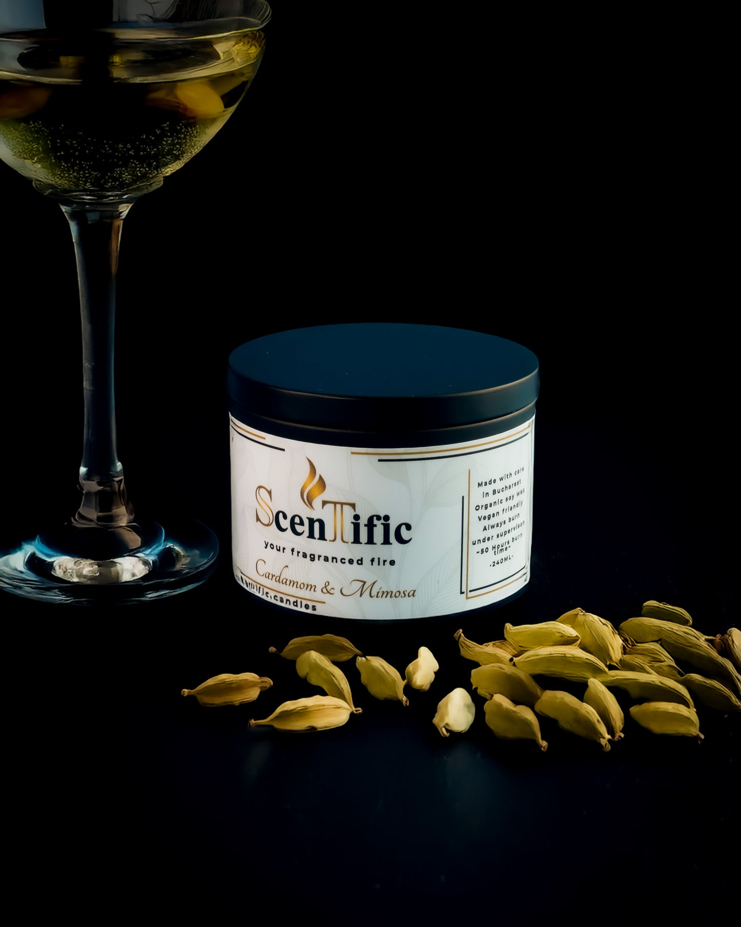 Lumânare parfumată Cadamon & Mimosa